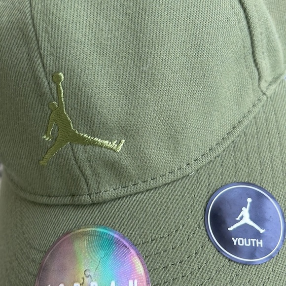 Nike Jordan Youth baseball hat or cap. Palm green with adjustable back. NWT’s. - Picture 3 of 6